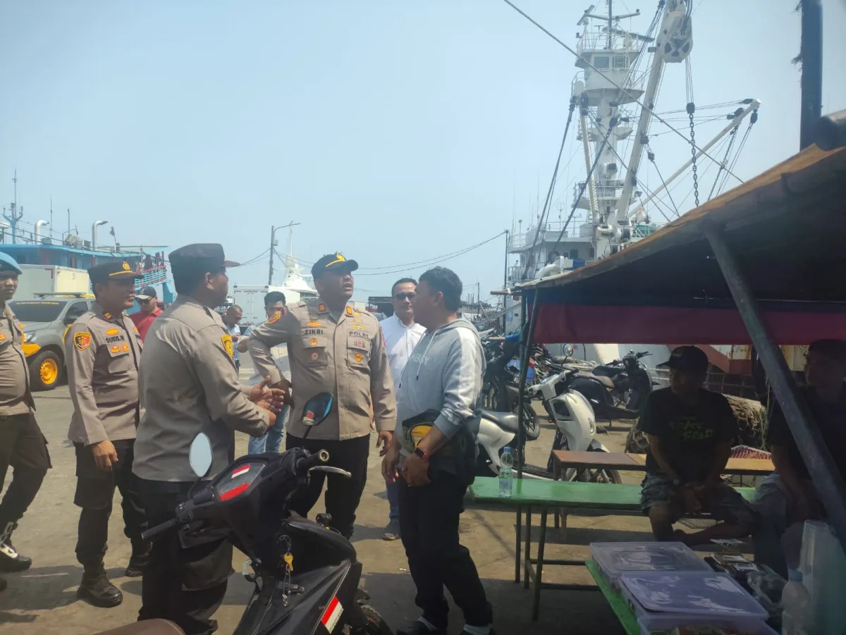 Polres Pelabuhan Tanjung Priok Gelar Jaga Jakarta On The Spot di Muara Baru, Sampaikan Pesan Kamtibmas kepada Buruh