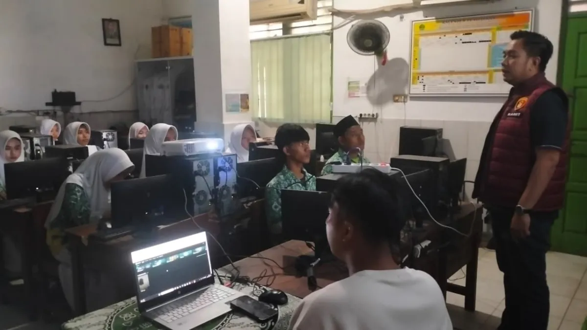 Polres Pelabuhan Tanjung Priok Edukasi Pelajar tentang Pemanfaatan AI yang Etis dan Aman