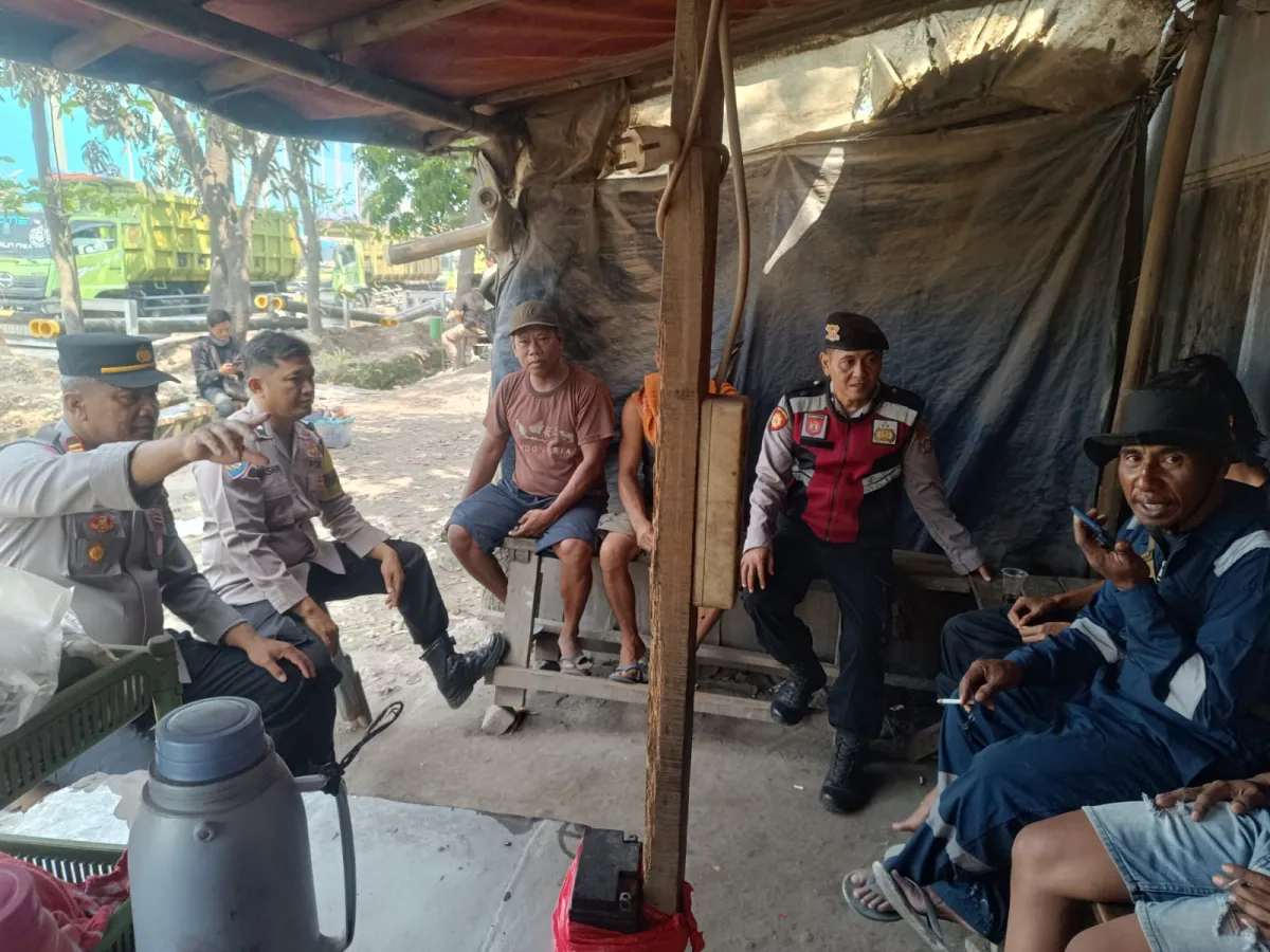 Jaga Kamtibmas di Kawasan Pelabuhan, Polsek Kawasan Kalibaru Gelar “Jaga Jakarta On The Spot”