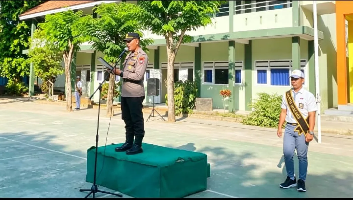 Polsek Ketapang Gelar Police Goes to School di SMAN 1 Ketapang, Ajak Siswa Wujudkan Sekolah Ramah Anak